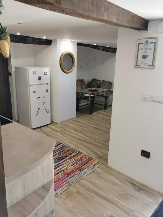 Arts Guest House -Beautiful Villa For 6 Persons Veliko Tŭrnovo Eksteriør bilde