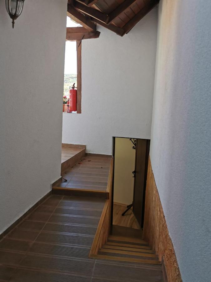 Arts Guest House -Beautiful Villa For 6 Persons Veliko Tŭrnovo Eksteriør bilde