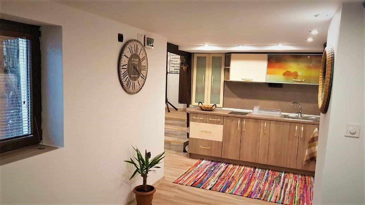 Arts Guest House -Beautiful Villa For 6 Persons Veliko Tŭrnovo Eksteriør bilde